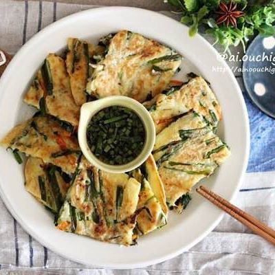 たこ焼きパーティーに！ニラとじゃこチヂミ