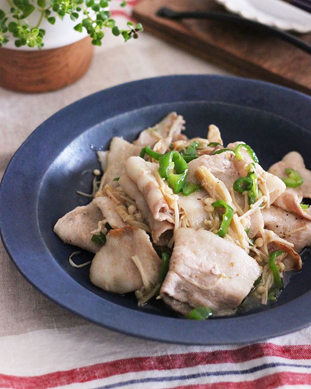 人気のおかず！豚肉とピーマンの柚子胡椒炒め