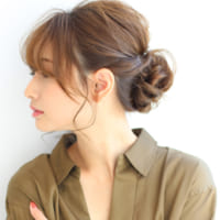 オフィスカジュアルはヘアアレンジにもこだわって♡おしゃれな髪型を長さ別にご紹介！