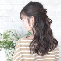 女性の魅力をもっと引き出す♡オフィスで映えるロングヘアアレンジ特集！