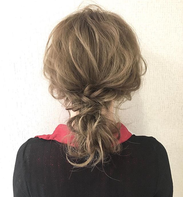 目を惹くゆる可愛いヘアアレンジ