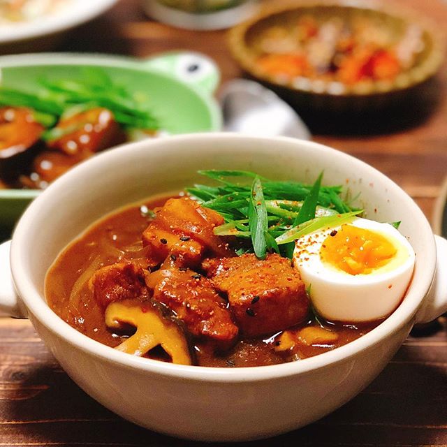 おでんの残り物でアレンジレシピに！カレー丼