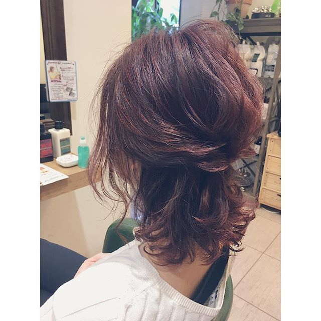 ストレートで可愛いボブヘアアレンジ