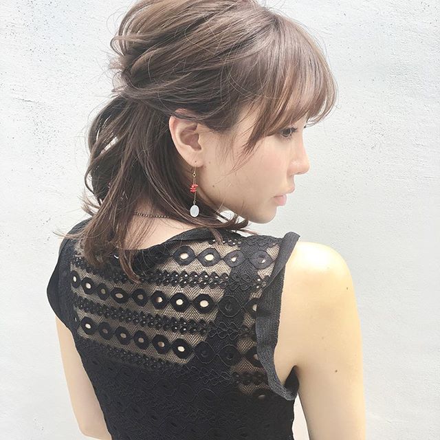 ラフ感編み込みボブヘアアレンジ