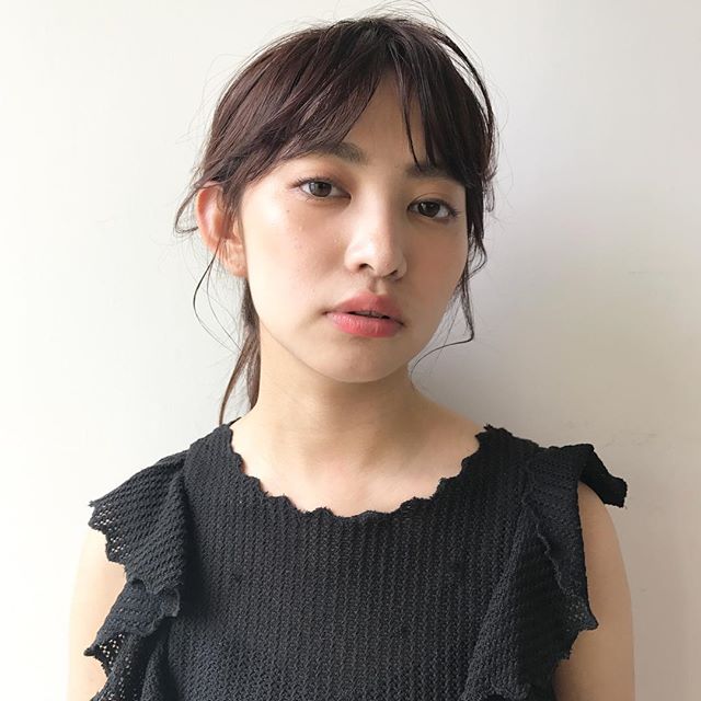 簡単なロングヘアアレンジ×ポニーテール