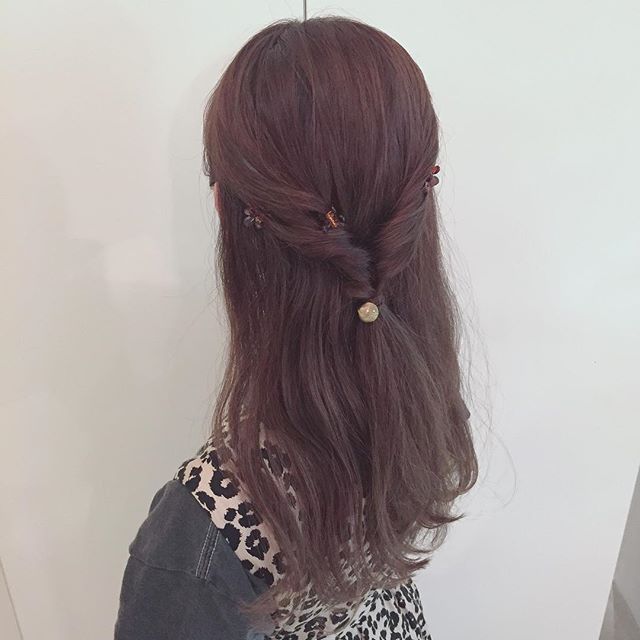 簡単なロングヘアアレンジ×ハーフアップ