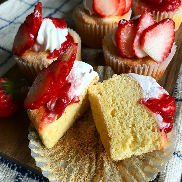 家にあるもので！レンジで簡単カップケーキ