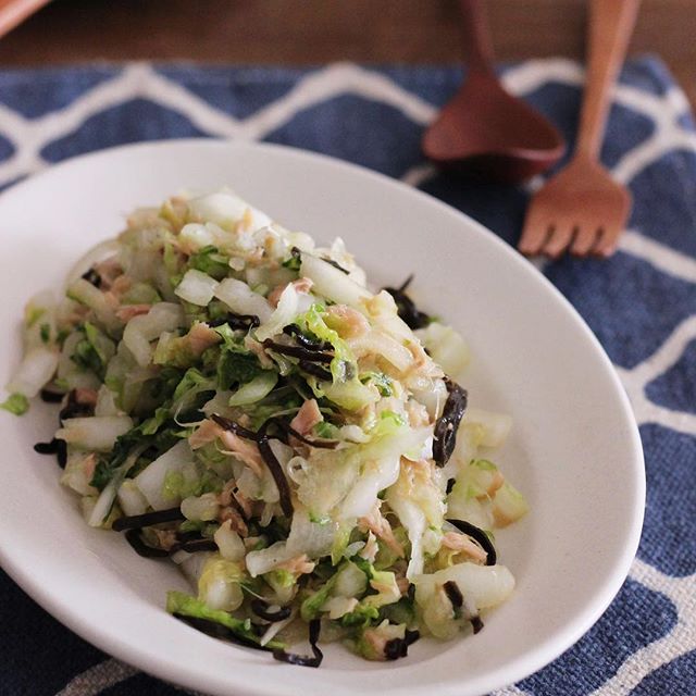 簡単にできる人気のおかず！白菜のやみつきサラダ