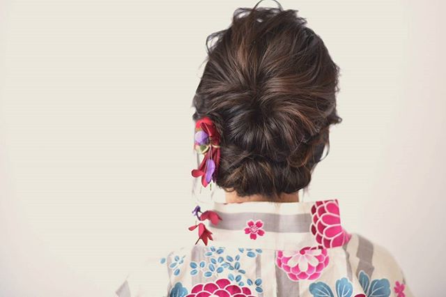 ギブソンタックのおしゃれ浴衣ヘアアレンジ