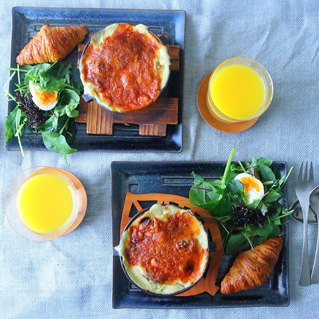 クロワッサンとグラタンのワンプレート