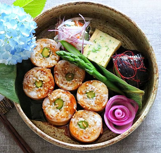 アスパラの大量消費に！アスパラ肉巻きおにぎり