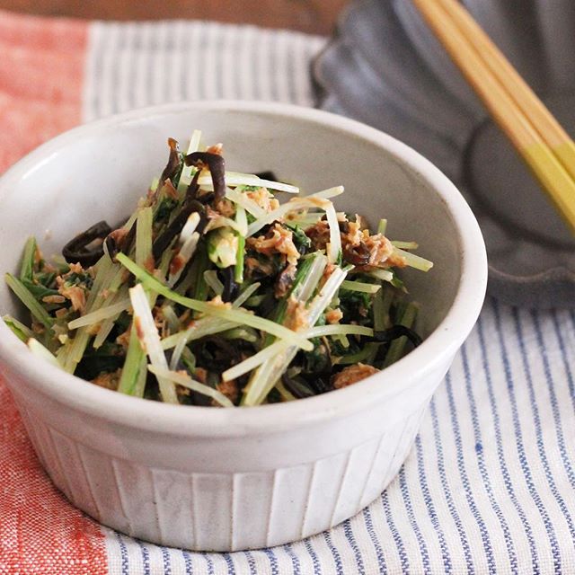 作り置きで人気の保存食！水菜のマヨ塩昆布和え