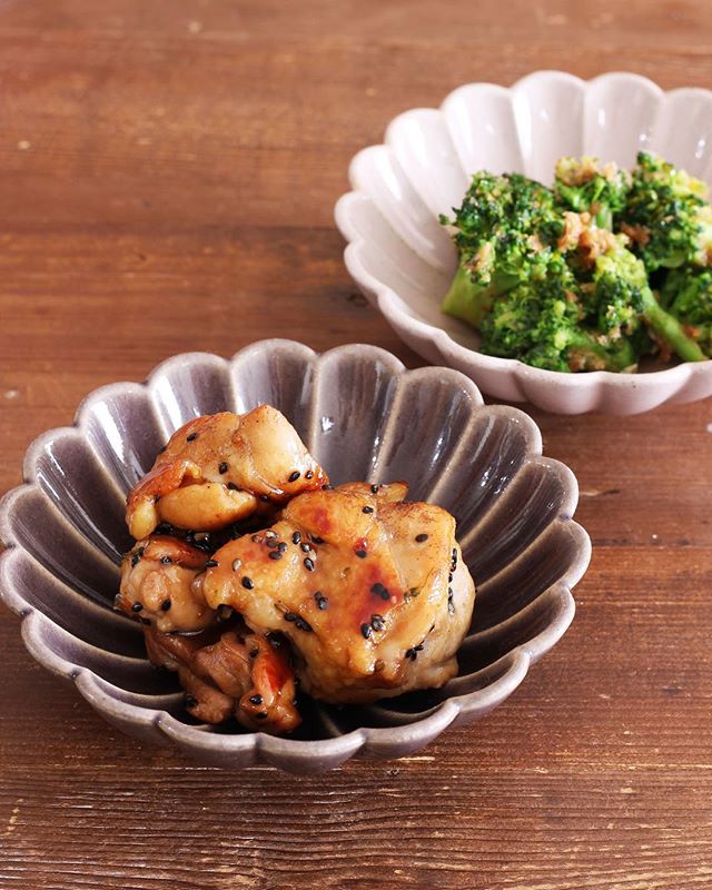 簡単に大量消費！黒ごま照焼きチキン