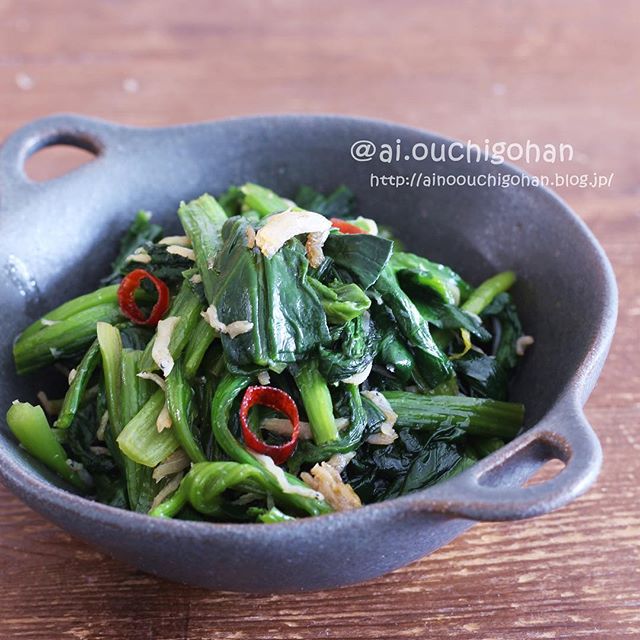 大量消費に！ほうれん草としらすのごま油炒め