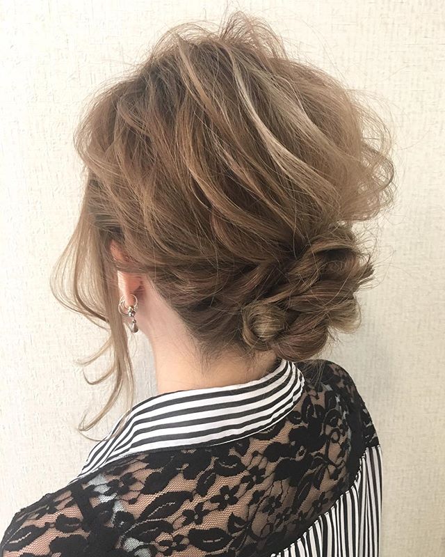 ミディアムの編み込みヘアアレンジ《アップ》3