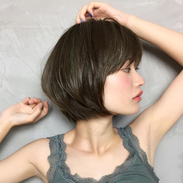 秋のトレンド大人ヘアカラー《マット系》