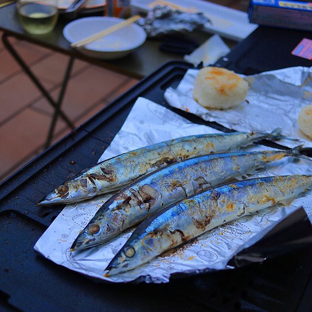 キャンプで焼きたい！サンマの塩焼き