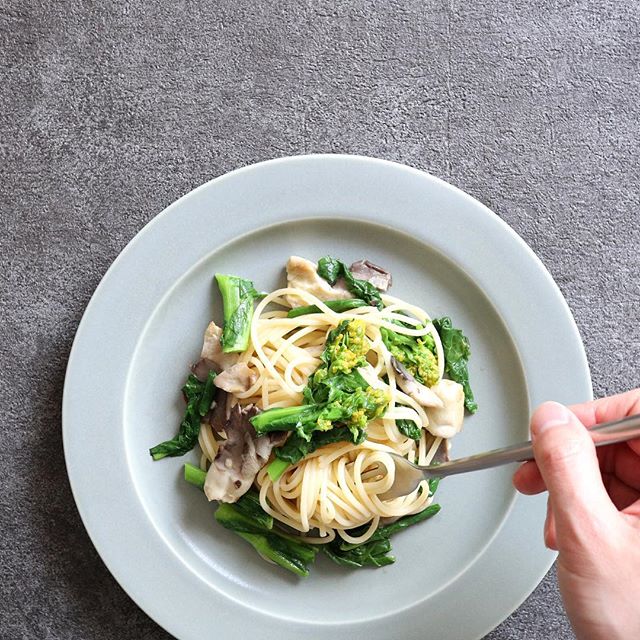 人気レシピ！菜の花とあわび茸のオイルパスタ