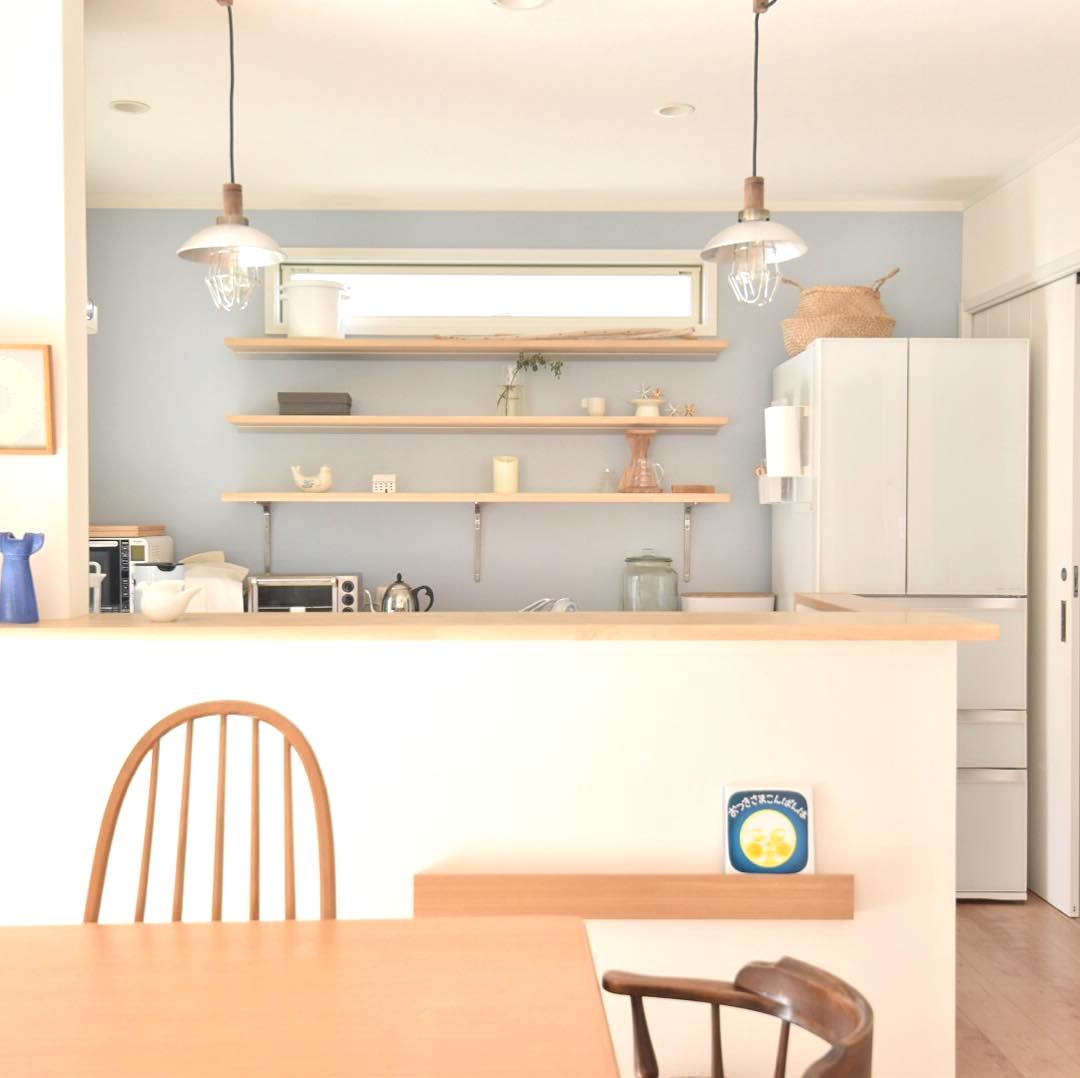 アクセントクロスがあると空間がおしゃれに マネしたくなる素敵なインテリア実例 Folk