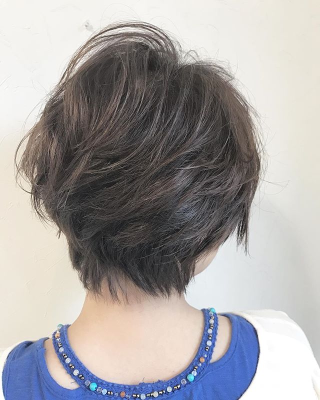 ショートヘアに合う春の髪色4