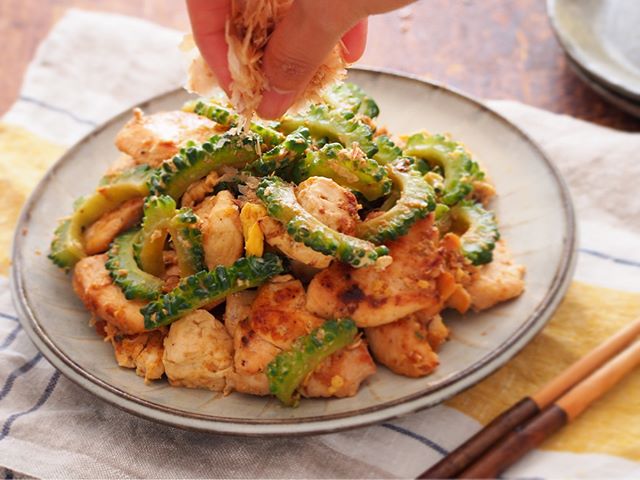 朝食におすすめ！鶏むね肉のゴーヤーチャンプルー