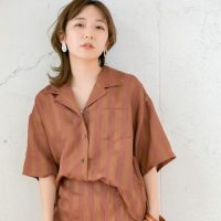 開襟シャツで作る夏コーデ♪大人女性の着こなしをマスターしよう