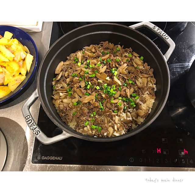 秋におすすめ！牛肉とごぼうの炊き込みご飯