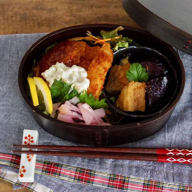 ソースカツ丼タルタルソースがけ