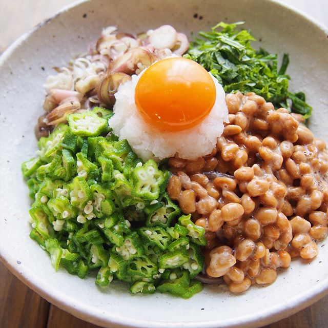 一週間の節約レシピに！納豆おろし蕎麦