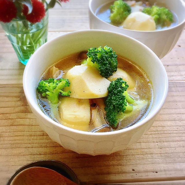 夜遅い食事に！里芋とベーコンのポトフ風煮込み