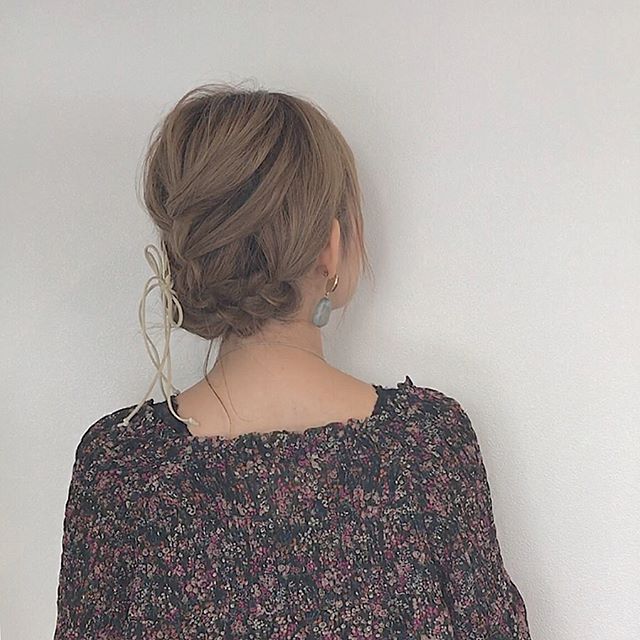 ストレートヘアアレンジ17