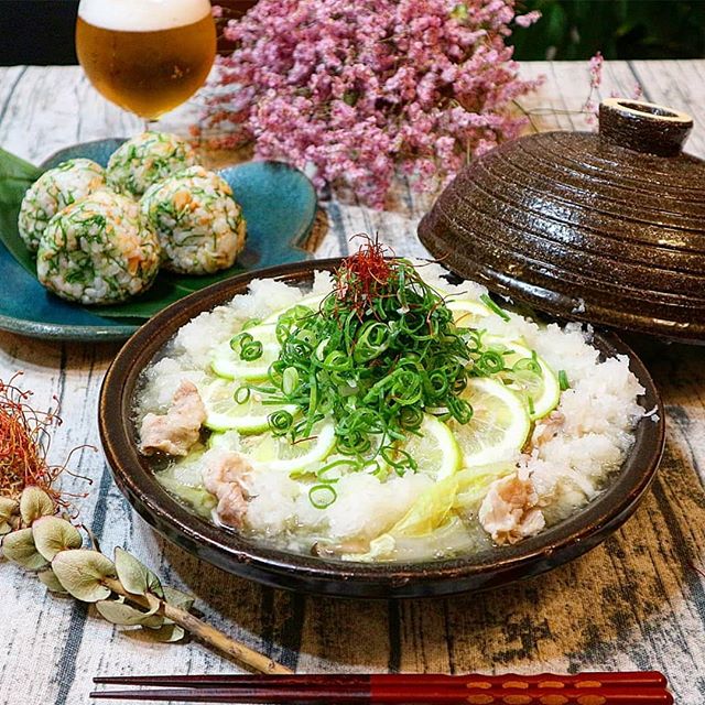 夕飯の時短におすすめ！豚のみぞレモン鍋