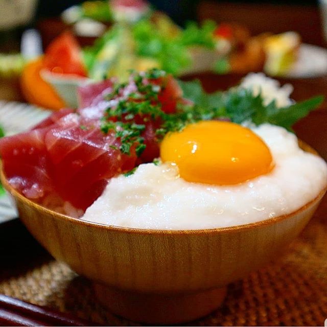 手抜きで時短。麦ご飯でマグロとろろ丼