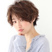 面長さんに似合うハンサムショートヘア特集！顔の形を活かしたトレンドスタイル！