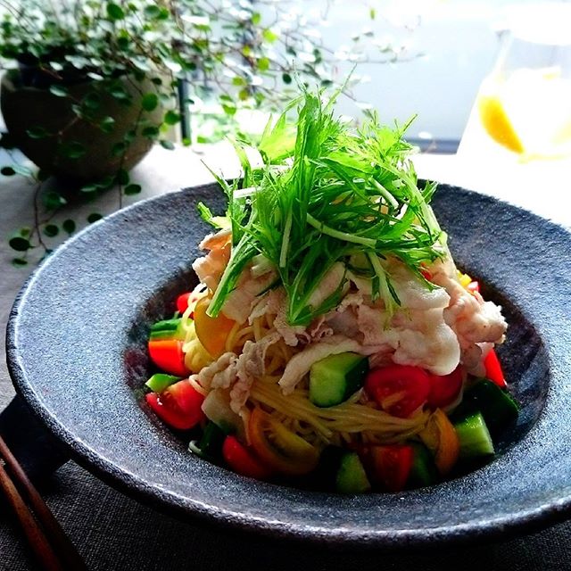 昼食におすすめ！野菜たっぷり冷やし中華