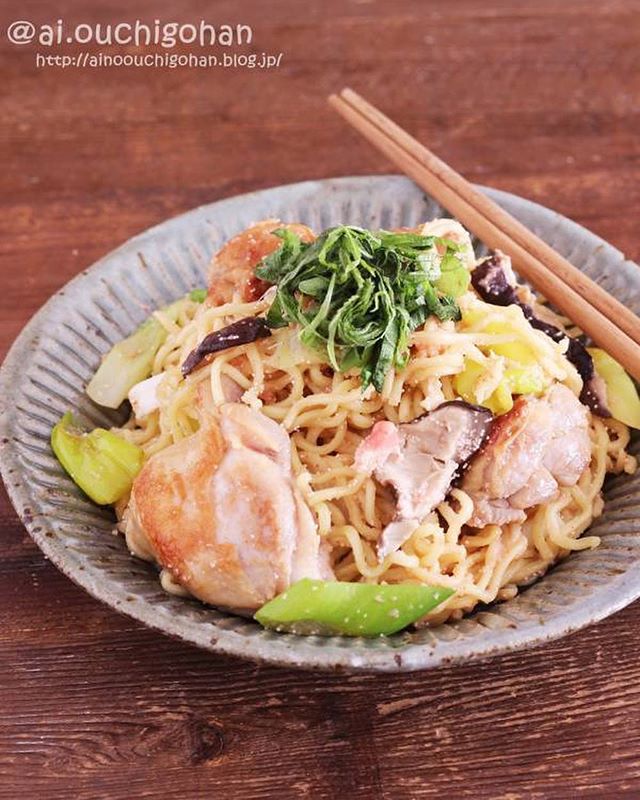 美味しさが止まらない！ネギ塩明太焼きそば