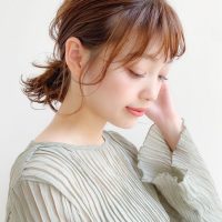 ヘアアレンジに流行りをプラス！旬なおしゃれが叶う大人スタイルをご紹介♪