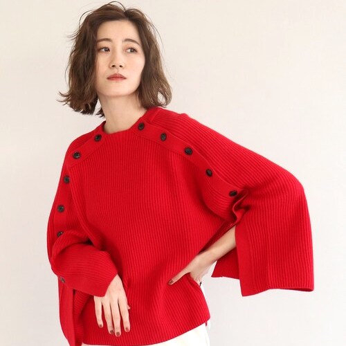 赤ニットのレディース冬コーデ18選 女性らしさを格上げするおしゃれな着こなし術 Folk