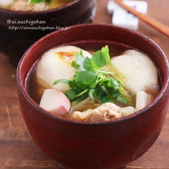 アレンジレシピ！鶏もも肉を使ったお雑煮