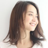 骨格ストレートさんが似合うミディアムの髪型特集！失敗しない似合わせヘアとは？