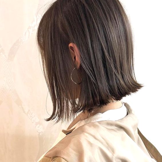 切りっぱなしボブ ストレートでお洒落を作る 前髪あり なし別の髪型まとめ Folk