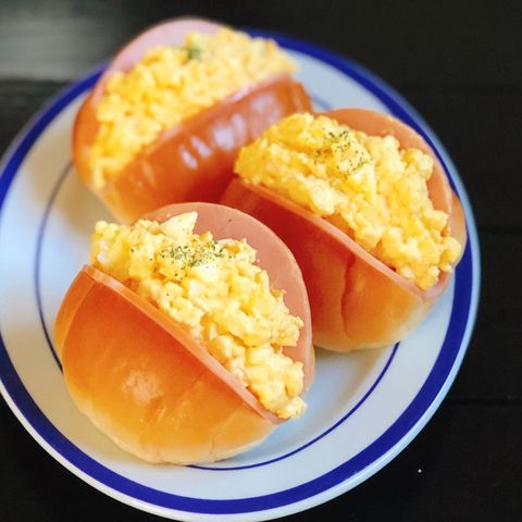 朝ごはんはこれ！ロールパンの卵サンド