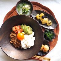 今日はご飯を作りたくない気分でも大丈夫！手抜きに見えない【アレンジ丼】レシピ
