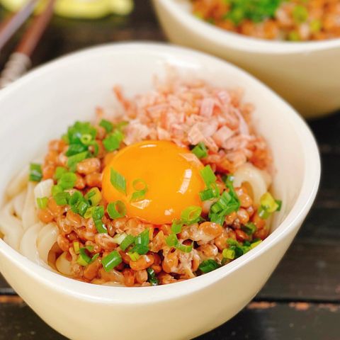  おすすめの和食！納豆釜玉風うどん