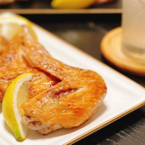 定番メニュー！カリッカリの手羽先塩焼き