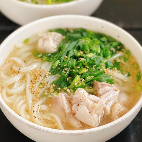 お家の人気メニューに！鶏肉ネギ塩うどん