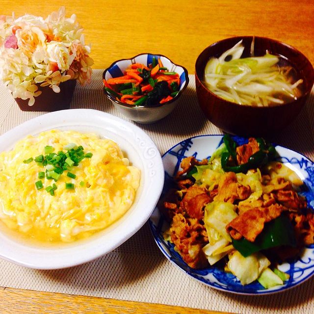 中華定食！天津飯と回鍋肉