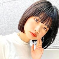 前髪ぱっつん×黒髪ボブ特集。幼くならずに大人の魅力を引き出すお手本ヘアをご紹介