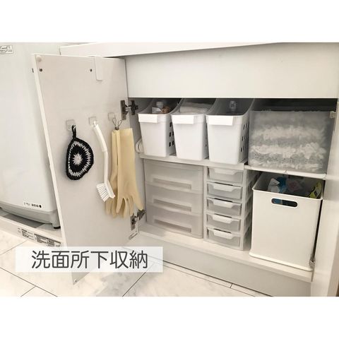 突っ張り棒で棚を作れる便利な突っ張り棒棚