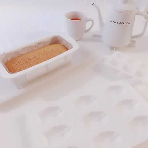 真っ白なパウンドケーキ型